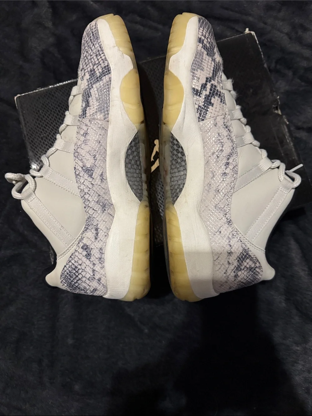 Jordan 11 retro low le men’s size 14 like new